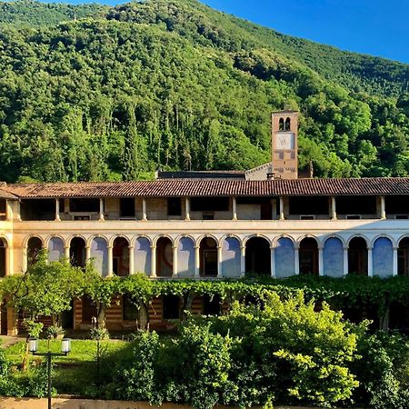 Charming Hotel Dei Chiostri Фоллина Экстерьер фото