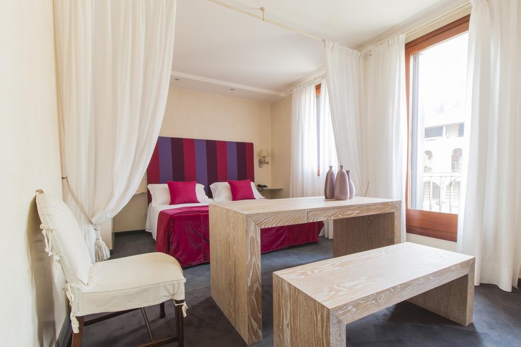 Charming Hotel Dei Chiostri Фоллина Экстерьер фото