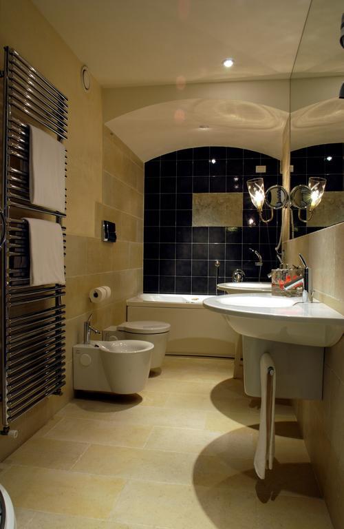 Charming Hotel Dei Chiostri Фоллина Экстерьер фото