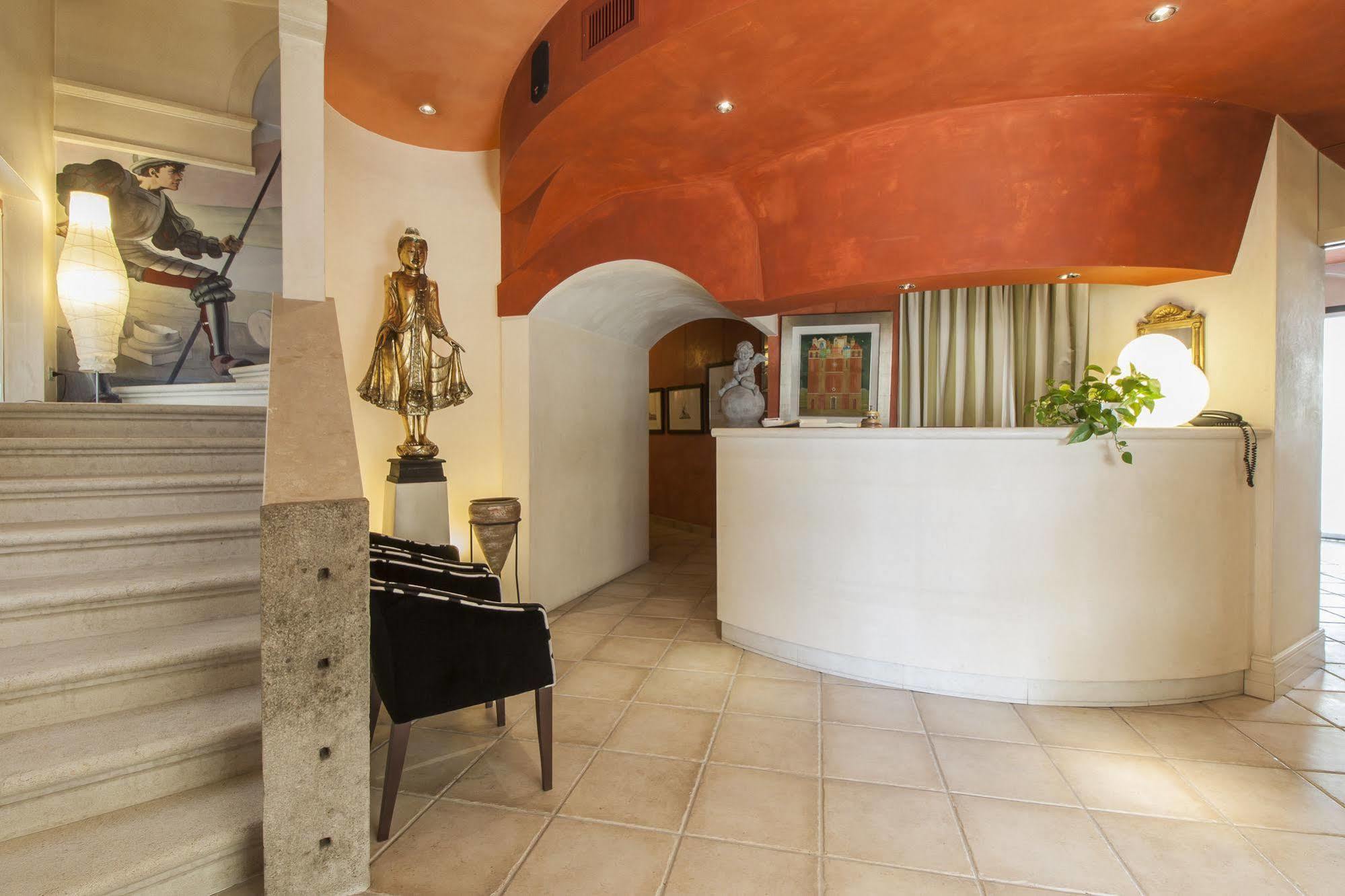 Charming Hotel Dei Chiostri Фоллина Экстерьер фото