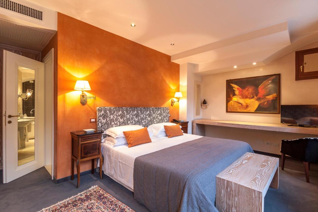 Charming Hotel Dei Chiostri Фоллина Экстерьер фото